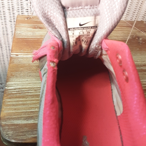 WOMENS AIR RELENTLESS RUNNING SHOE 8 - Picture 4 of 7